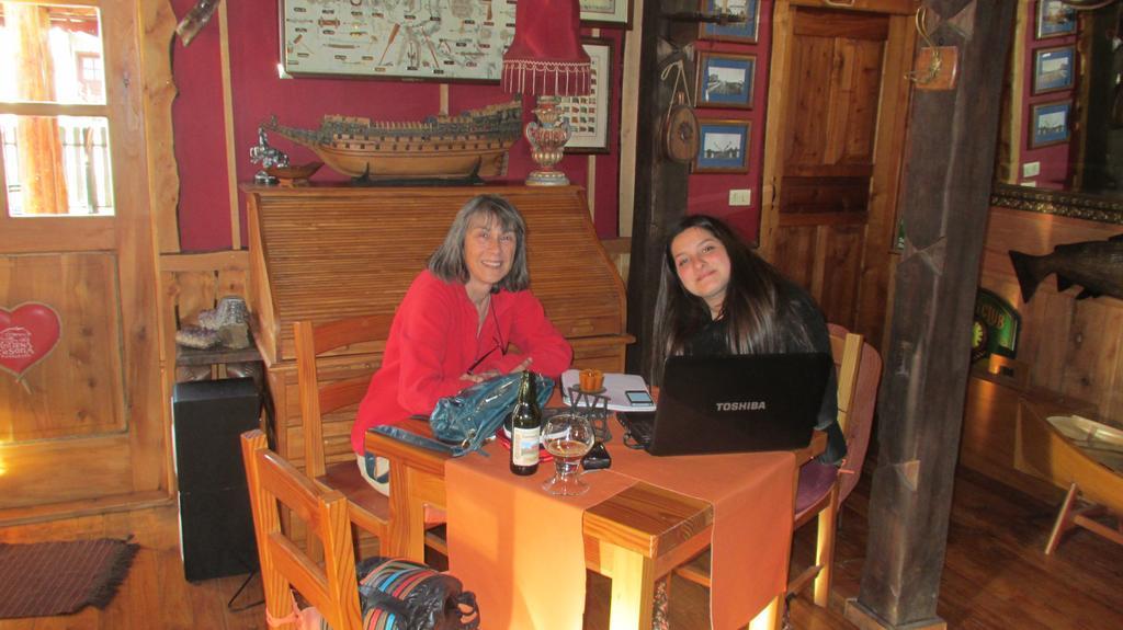 Hotel Antigua Casona Patagonia Futaleufú Esterno foto